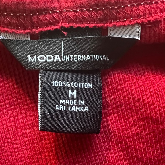 Victoria's Secret Moda International Ribbed long sleeve top size M never worn! - Picture 6 of 7